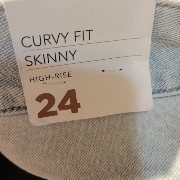 Lane bryant size 24 curvy high rise fit skinny jeans - Picture 4 of 7